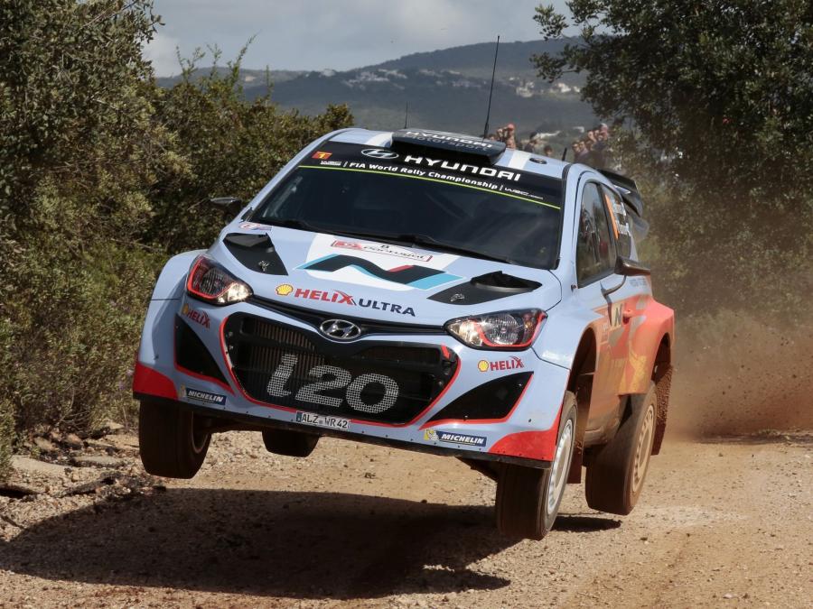  Hyundai i20 WRC 2014 года  (фото 10 из 31)